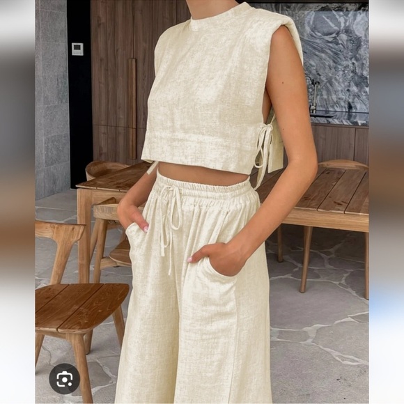 Commense breezy linen vest top size medium - Picture 2 of 5